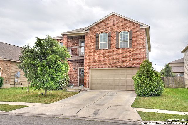 1st image of 429 Stonebrook Dr