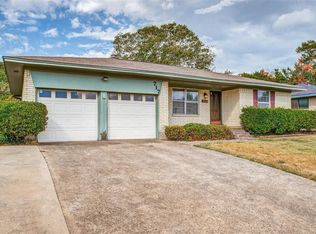 717 Sequoia Dr, Lancaster, TX 75146