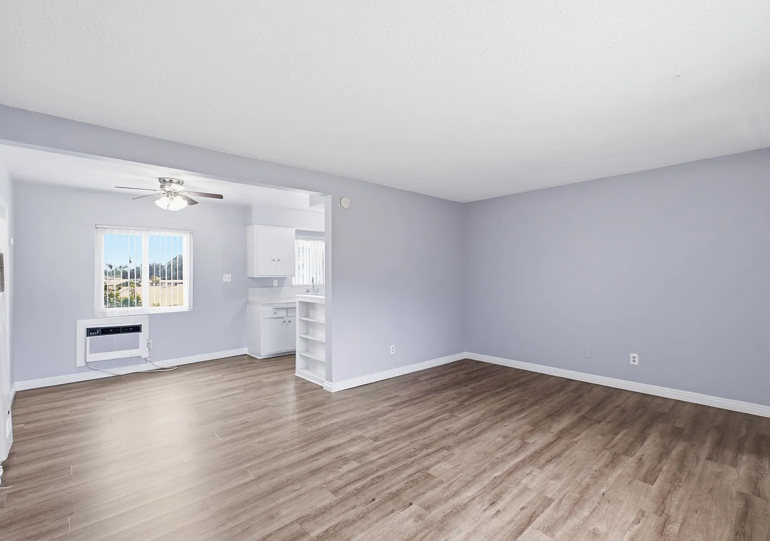 Lovely Apartment For Rent Must See — Photo 4