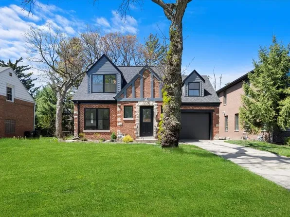 6930 N Kolmar Ave, Lincolnwood, IL 60712