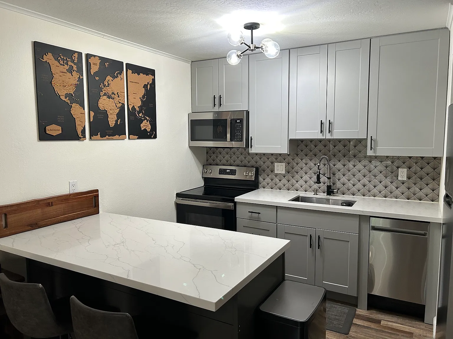 1 bed, 600 sqft, $2,400 — Photo 3