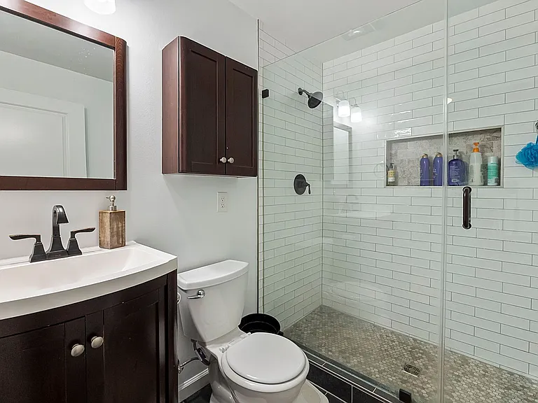 1225 S Buchanan St — Photo 14