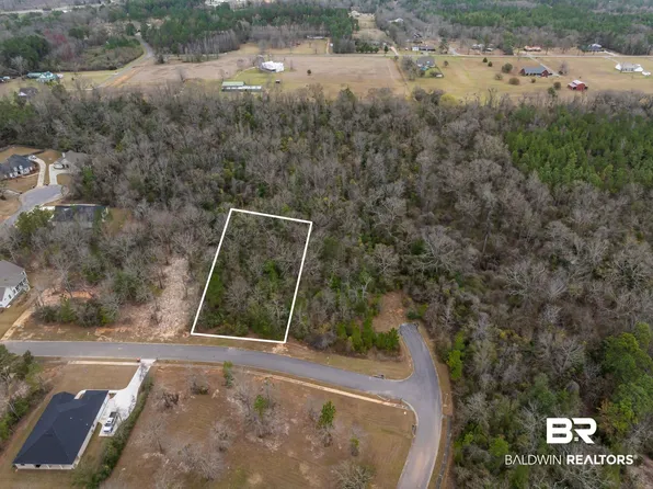 521 Cate Ln, Bay Minette, AL 36507