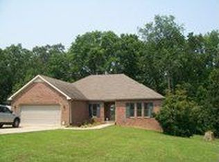 152 Hospital St, Cadiz, KY 42211