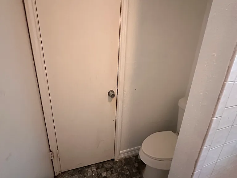 3401 Milbrad St — Photo 4