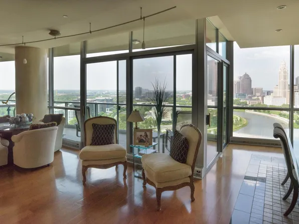 1 Miranova Pl APT 2125, Columbus, OH 43215