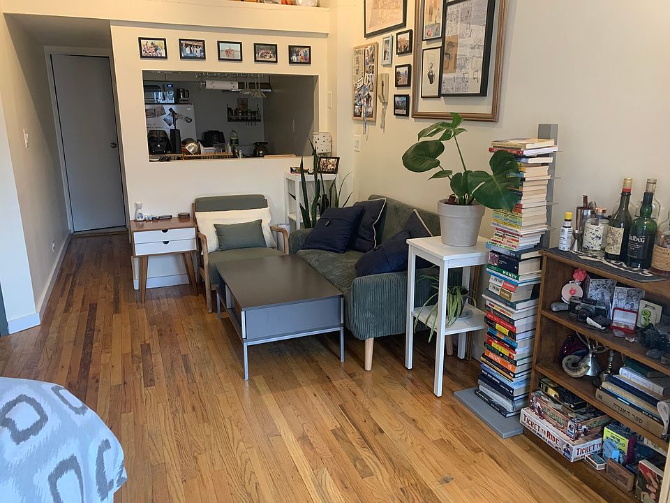 2nd image of 448 Bergen St APT 2D