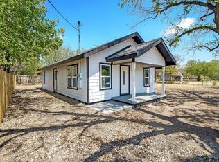1107 SE 15th St, Mineral Wells, TX 76067