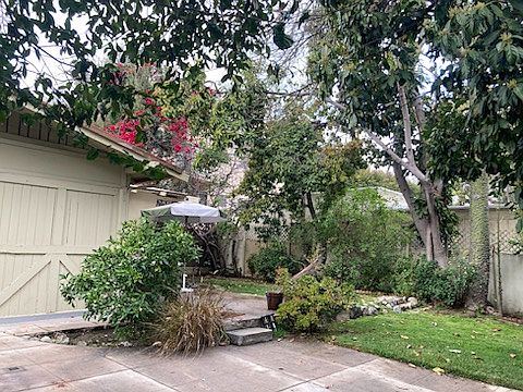 3rd image of 1545 N Fairfax Ave