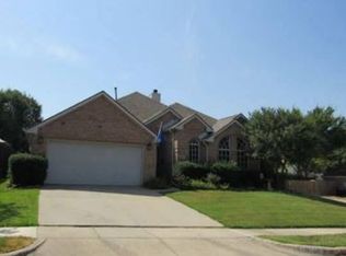 8050 Mount Shasta Cir, Fort Worth, TX 76137