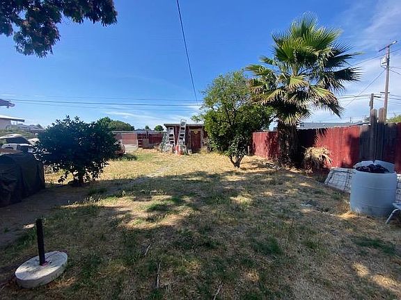 5th image of 2029 Darrah St