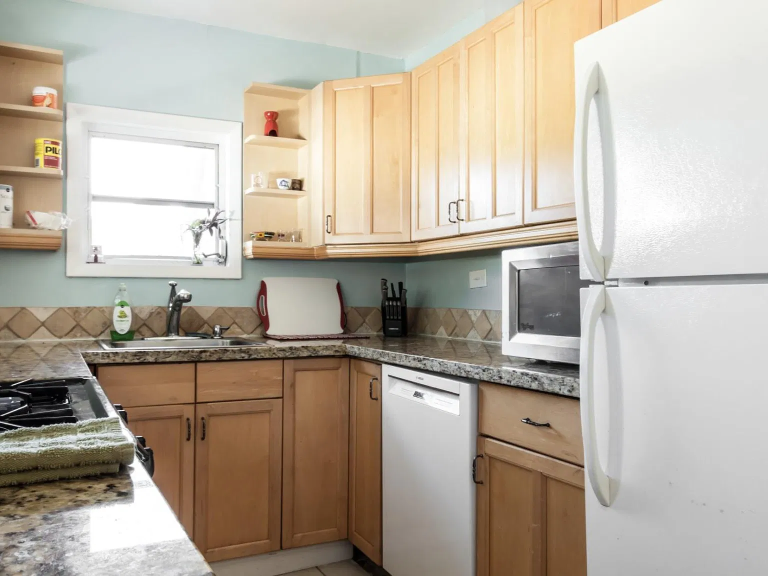 2 bed, 1100 sqft, $2,800 — Photo 4