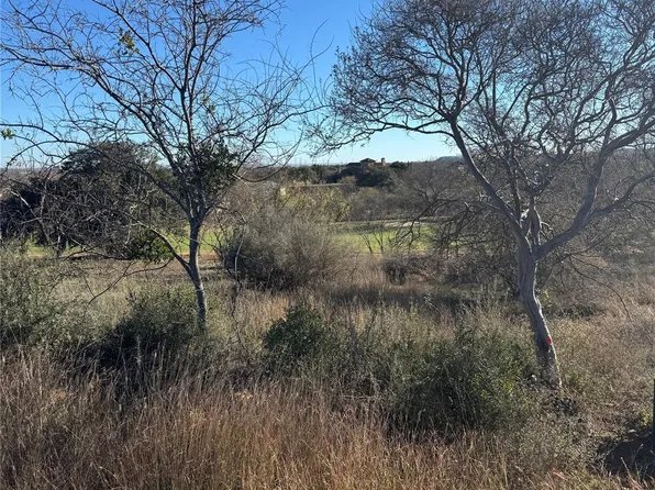 315 Red Wine, Llano, TX 78657