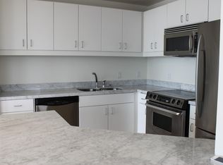 521 President Clinton Ave APT 1204, Little Rock, AR 72201