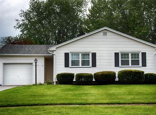 25 Francine Dr, Rochester, NY 14606