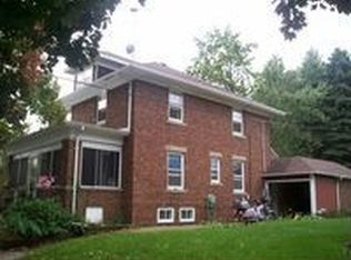 1017 22nd Ave, Monroe, WI 53566