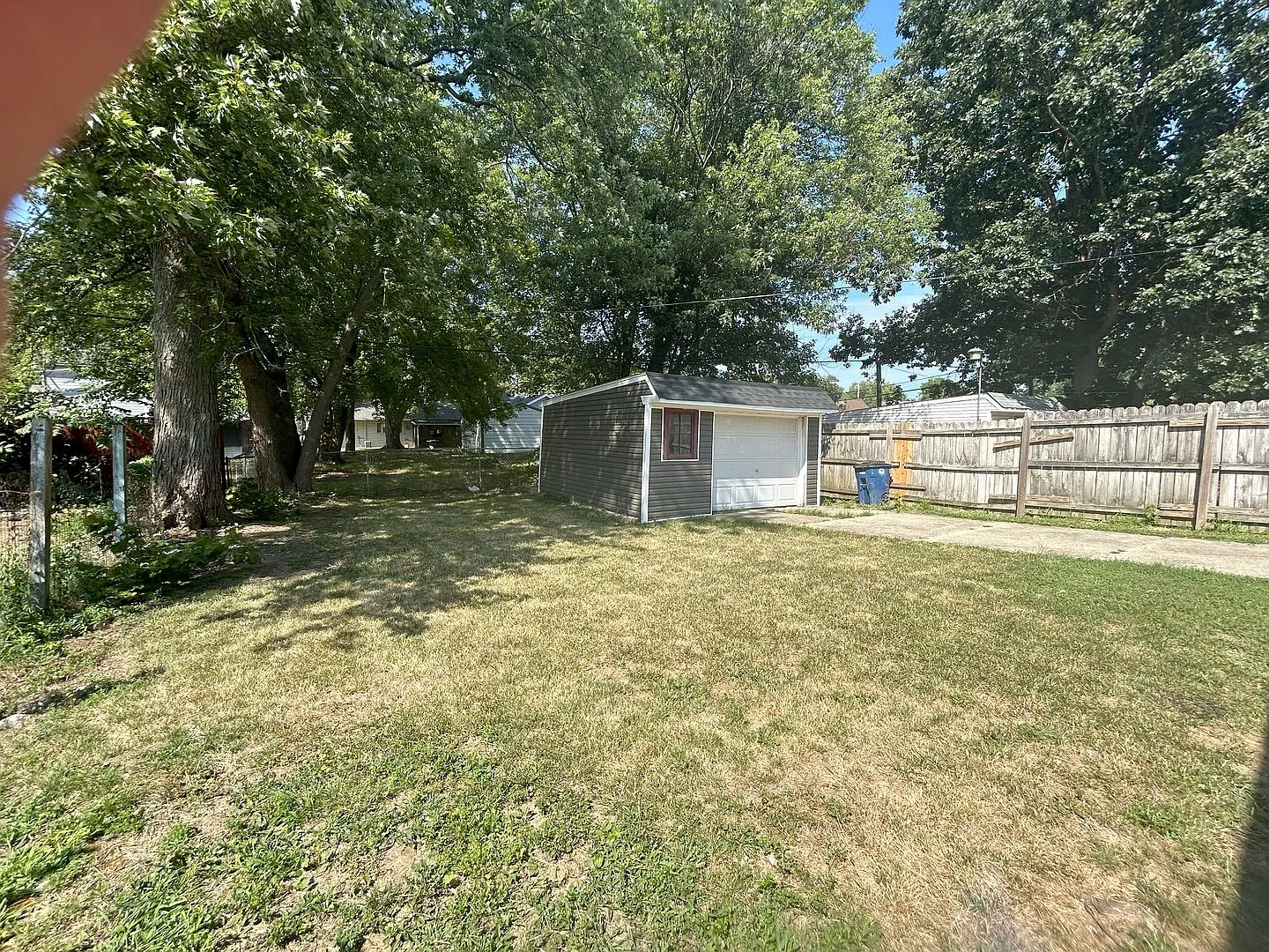 Bellaire - Puritas Area - 3 Bedrooms - 1 Bath - Single Family Home — Photo 4