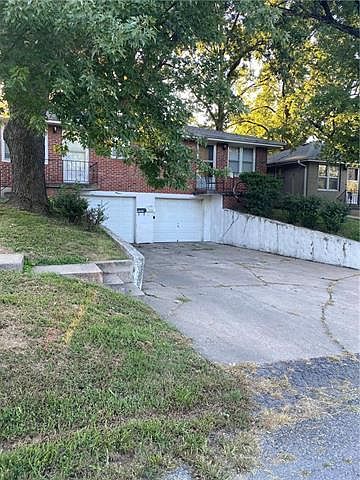 1st image of 1308 S Hedges Ave