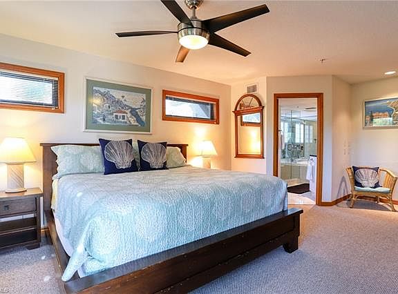 4th image of 424 Gulf Bend Dr