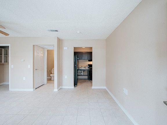 4th image of 4201 Lake Arthur Dr