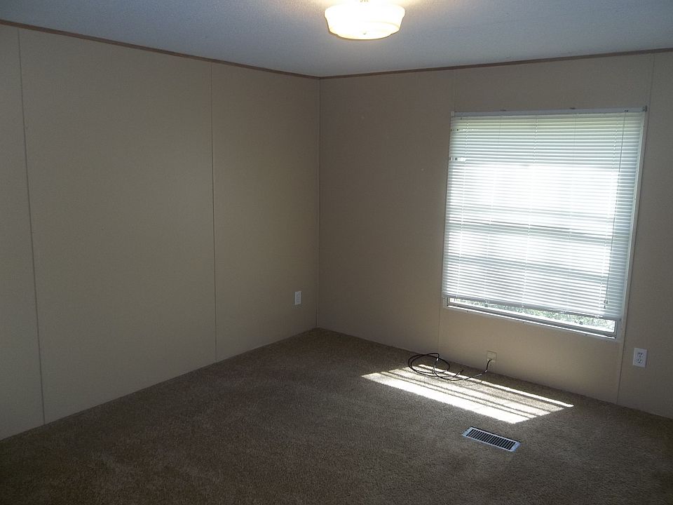 2nd image of 260 Birch Dr
