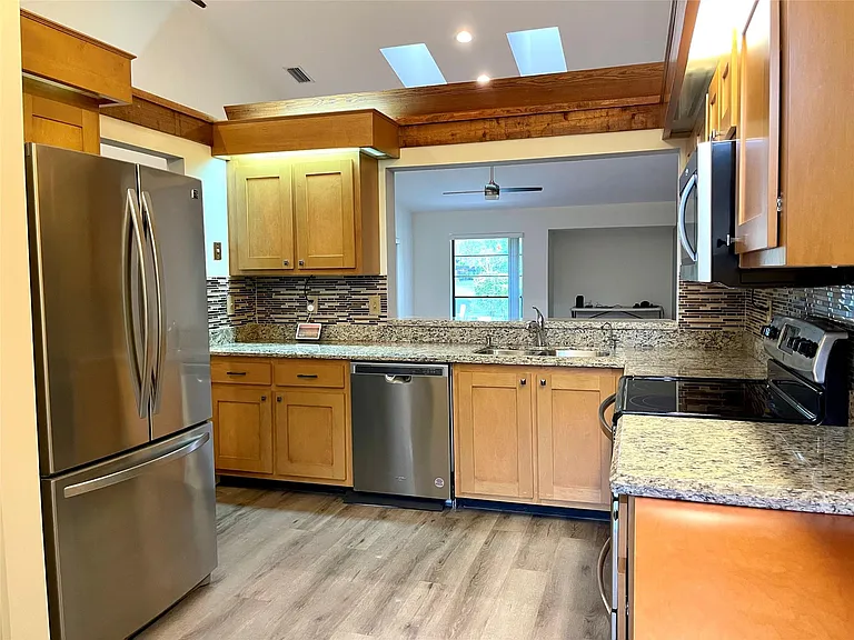 11781 Timbers Way — Photo 9