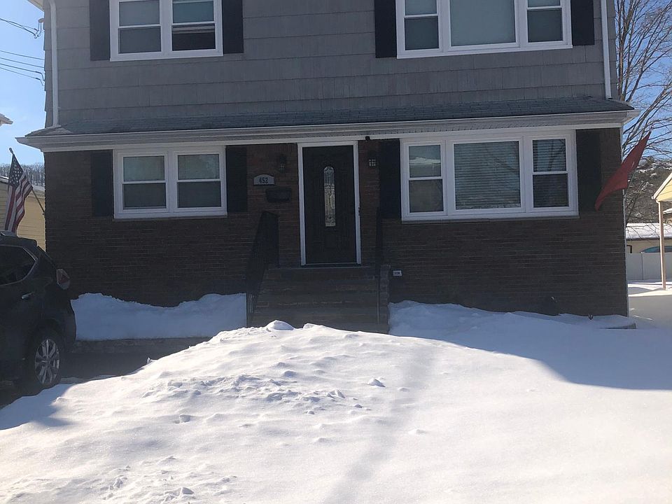 1st image of 452 Midland Ave Floor 2