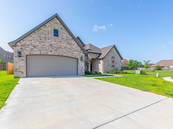 2nd image of 3541 Lily Ln