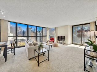 10 E Ontario St Unit 2711, Chicago, IL 60611