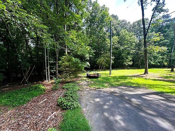 2nd image of 0 Thornwood Dr SE