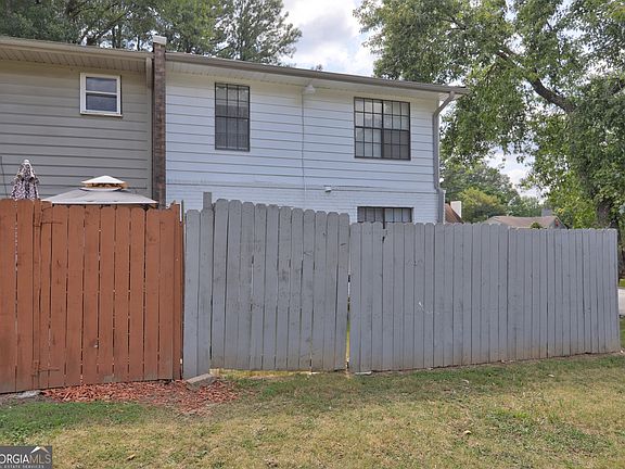 5th image of 738 Dunaire Way
