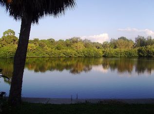 6975 Edgewater Dr, New Port Richey, FL 34652