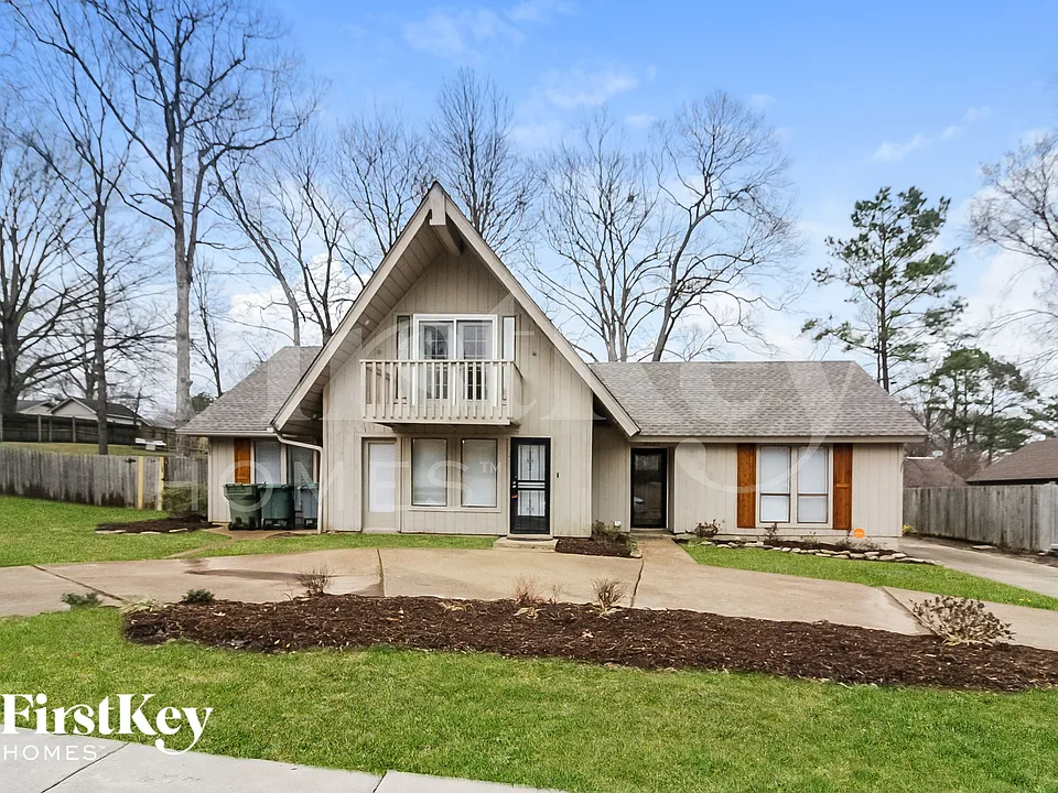 8282 Shallow Glen Trl