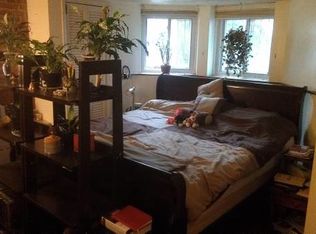 503 4th St SE, Washington, DC 20003