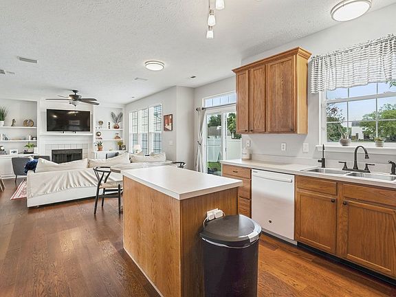 5th image of 8101 Castilla Dr
