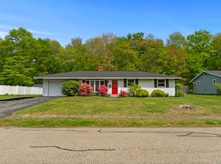 50 Bradford St, Holbrook, MA 02343