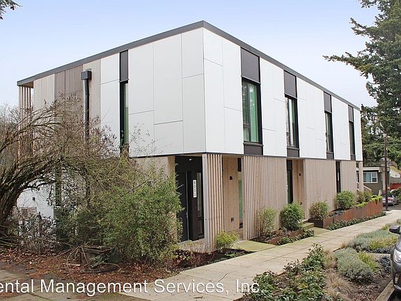 2nd image of 8372 N Willamette Blvd #7989255