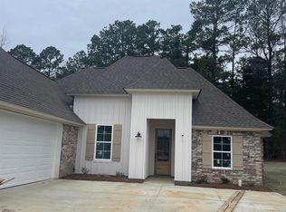 222 Oak Alley Dr, Ruston, LA 71270