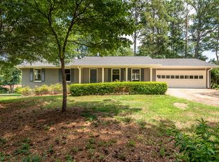 593 N Kingsley Dr, Lithia Springs, GA 30122