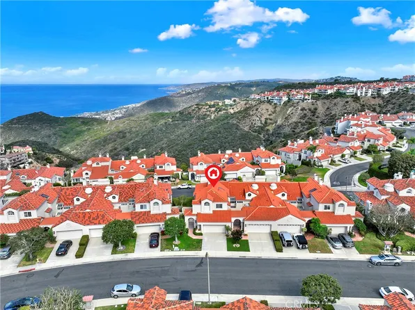 25 Toulon, Laguna Niguel, CA 92677