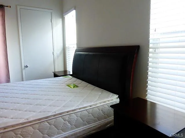 13707 S Budlong Ave #114 — Photo 9