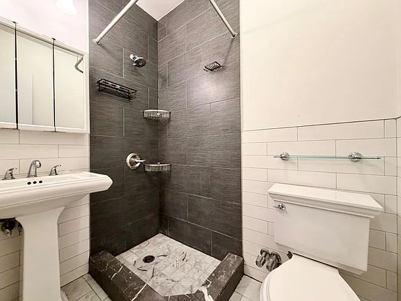 5th image of 1694 Park Ave #2N