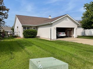123 Jennifer Ct #1, Chatham, IL 62629