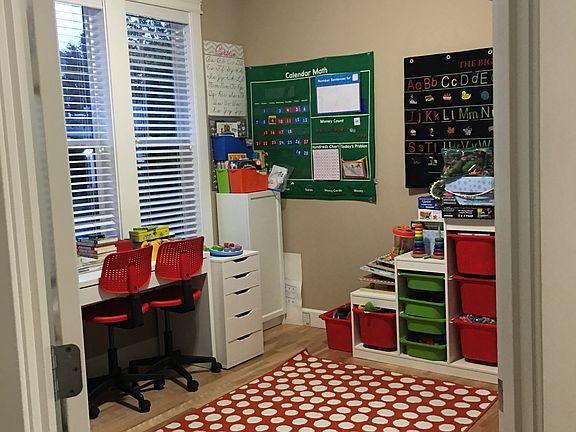 Office/toy room