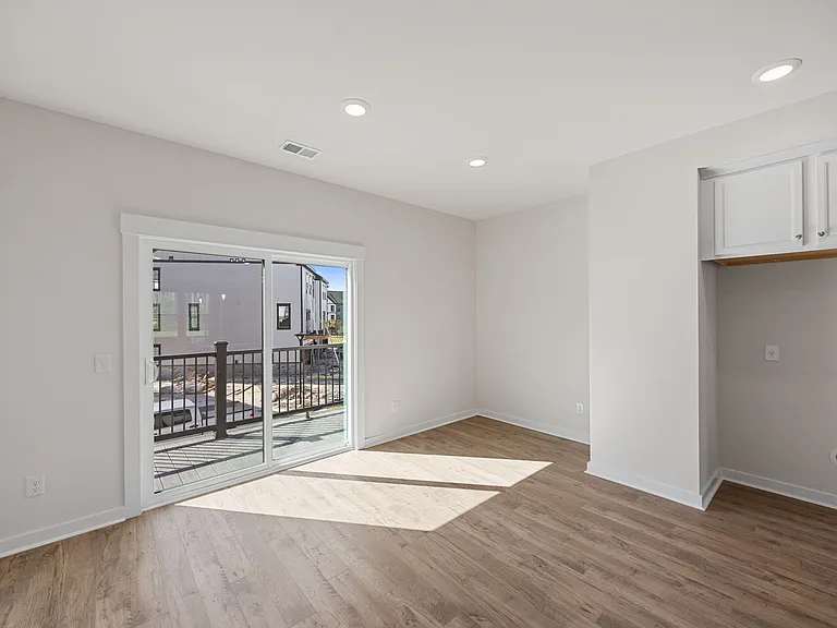 548 Scholar Way — Photo 17