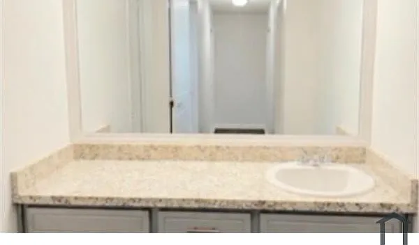 7580 Antebellum Ln — Photo 2