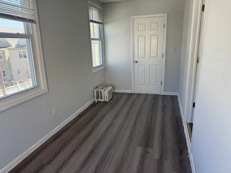 109 Frank E Rodgers Blvd N #2 — Photo 5