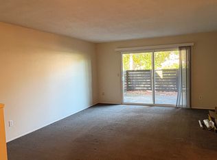 1658 Laurel St #7, Lake Oswego, OR 97034
