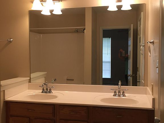 Master bedroom bath