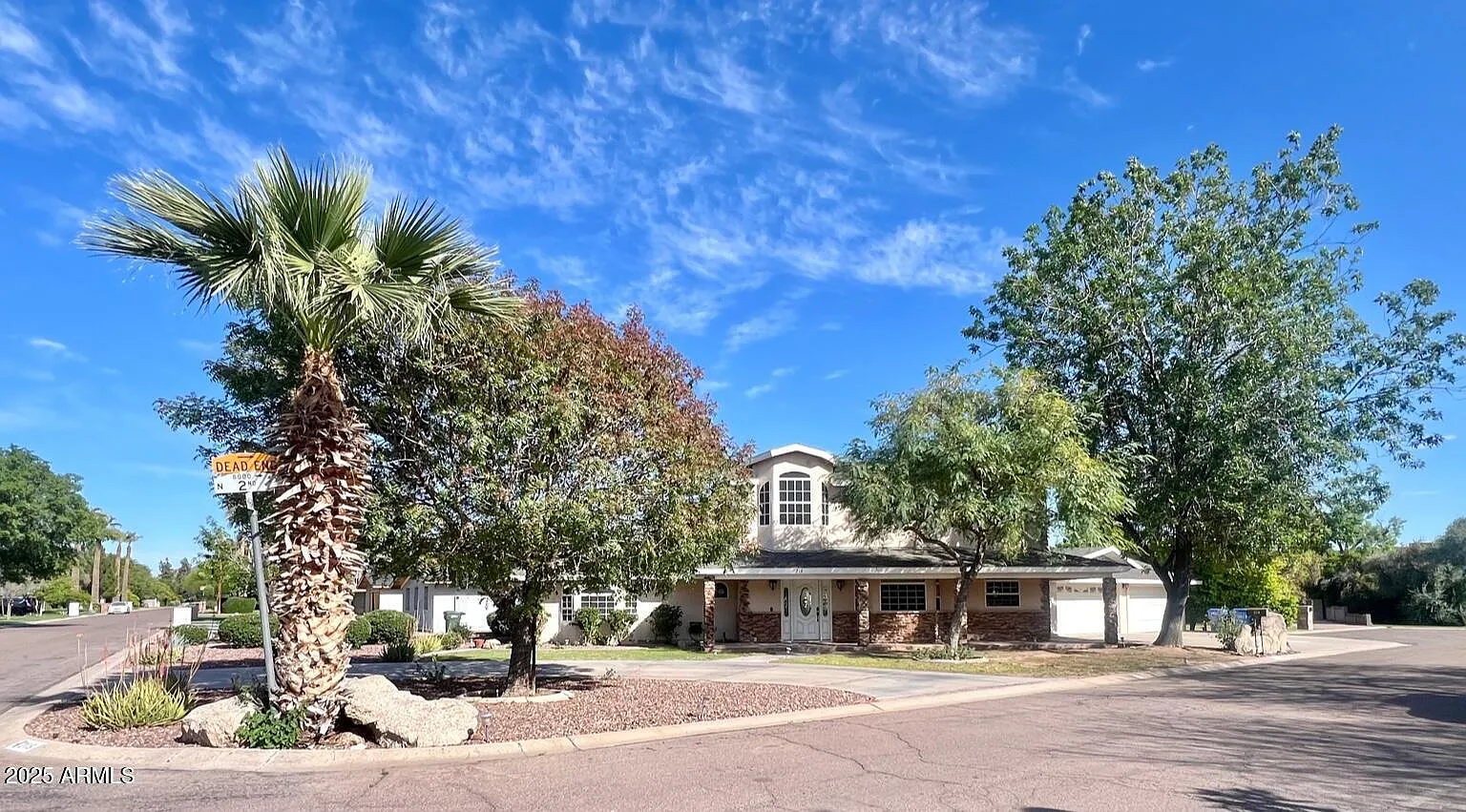 3 bed, 3.0 bath, 2478 sqft, $5,000 — Photo 1
